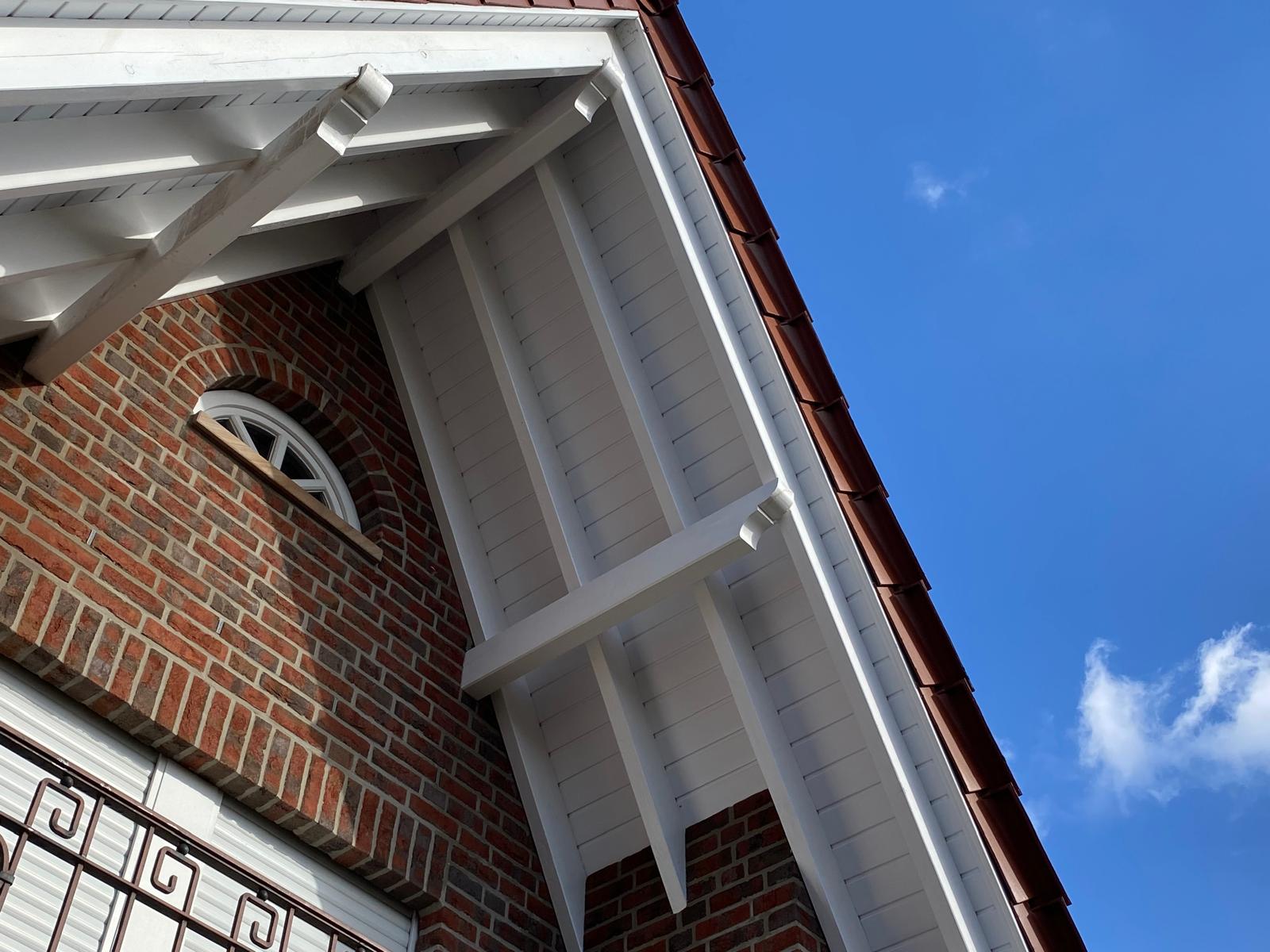 Reinigung von Dach&uuml;berst&auml;nden im Raum Lohne.